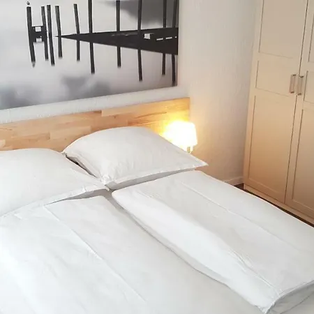 Schones 2-zimmer-appartment In Zentrum *