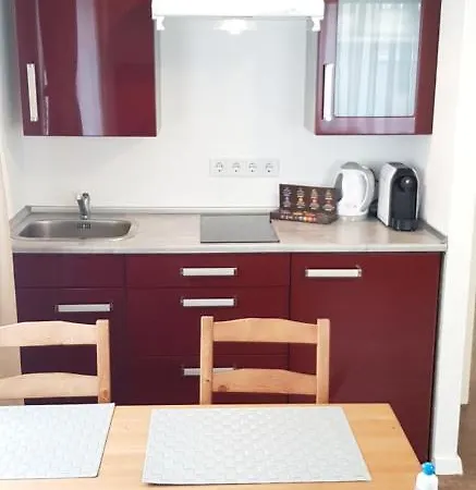 Schones 2-zimmer-appartment In Zentrum * Reutlingen