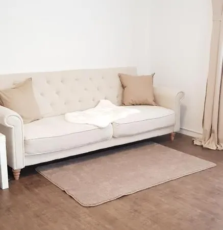 Apartamento Schones 2-zimmer-appartment In Zentrum *