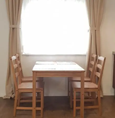 Schones 2-zimmer-appartment In Zentrum Apartamento Reutlingen