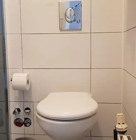 Apartamento Schones 2-zimmer-appartment In Zentrum *